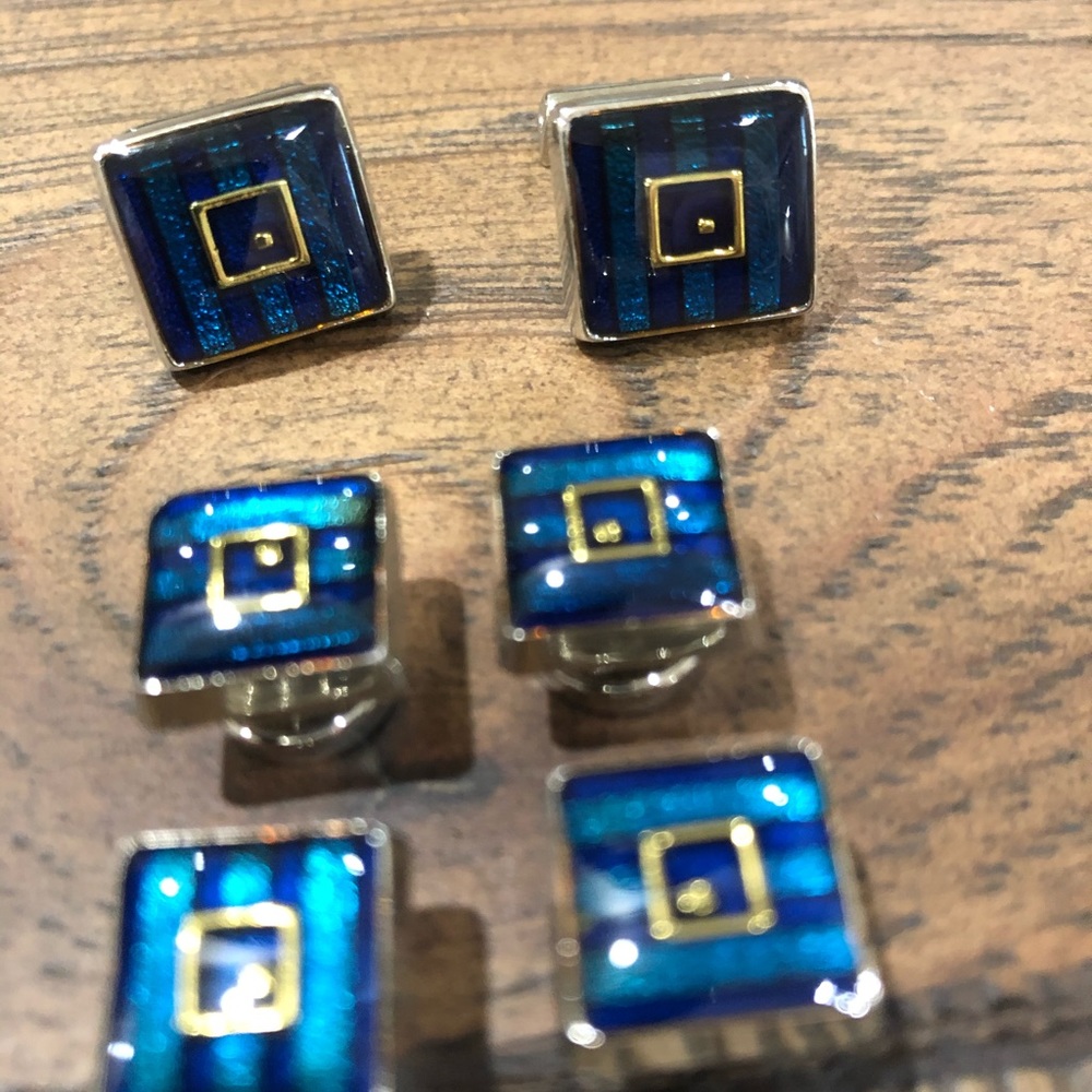 Cuff link and shirt stud set